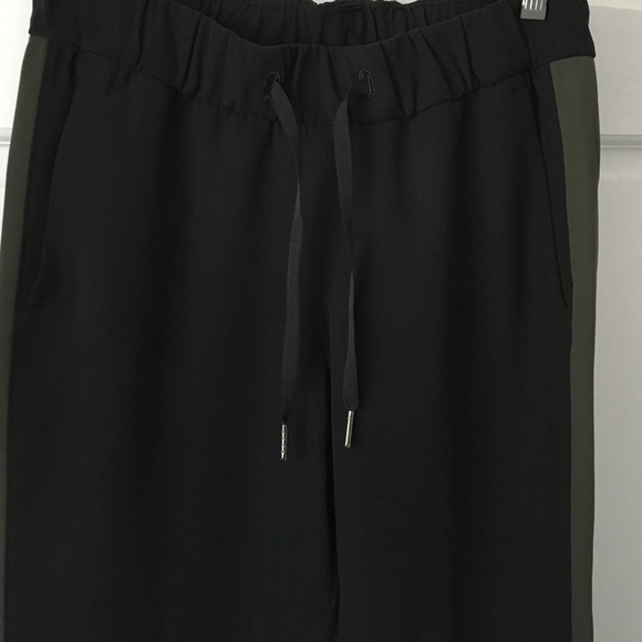 Lululemon On The Fly Pant 27” Woven *Track Stripe Black / Dark Olive Size 4 - Picture 6 of 12